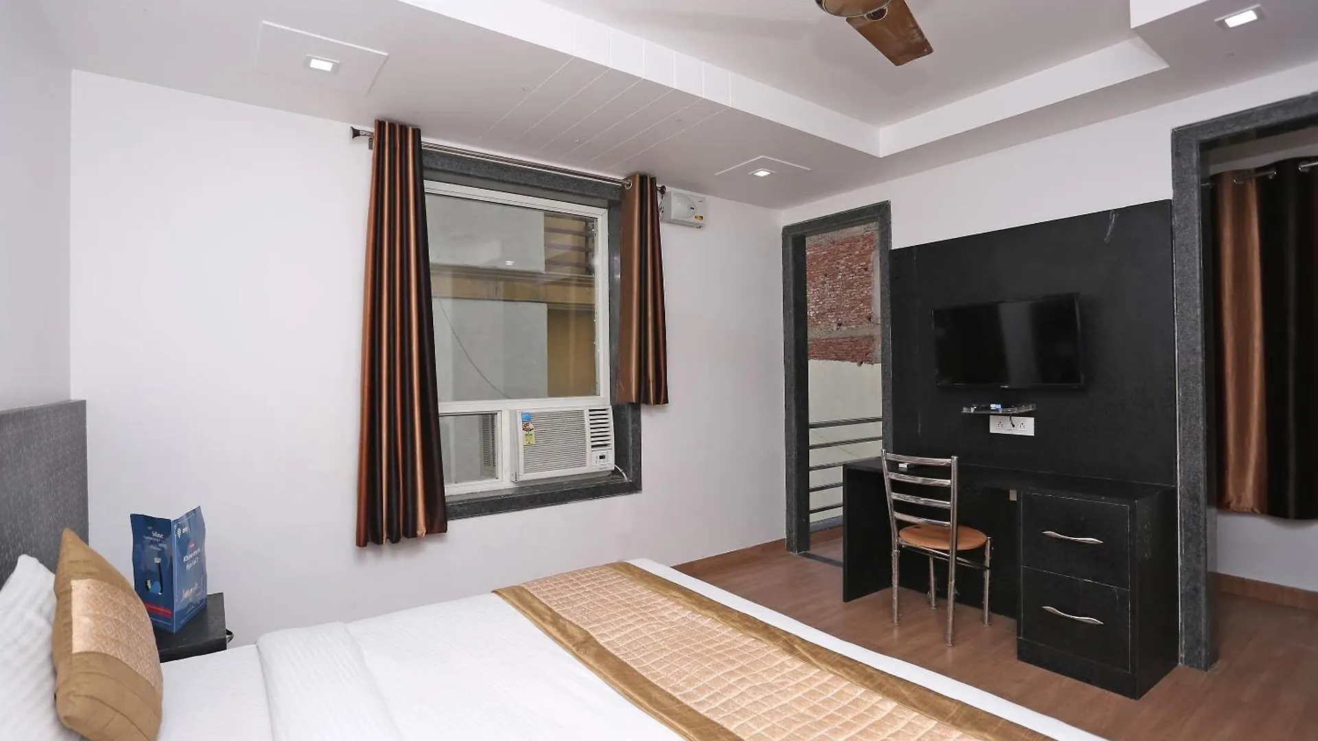 Hotel Moon Light Delhi  India