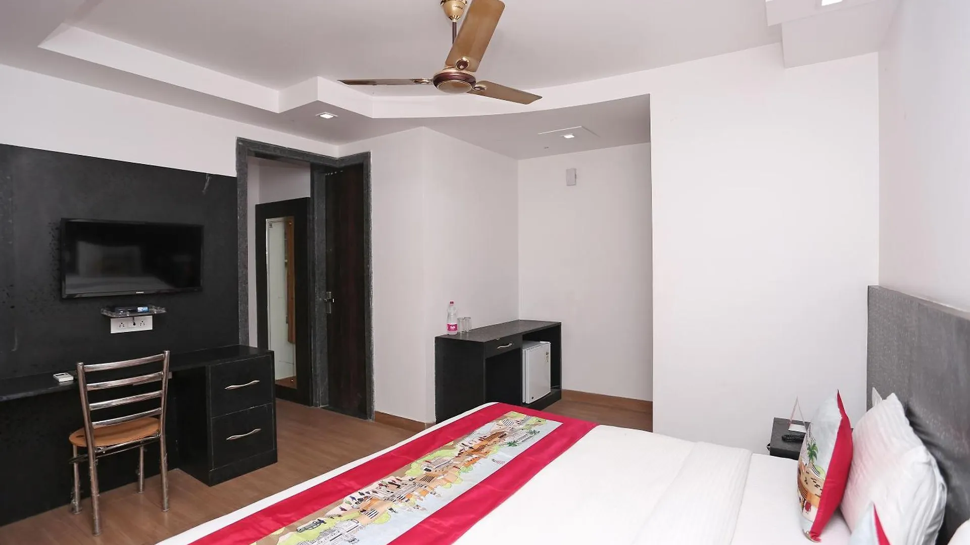 Hotel Moon Light Delhi  3*, Delhi (National Capital Territory of India)